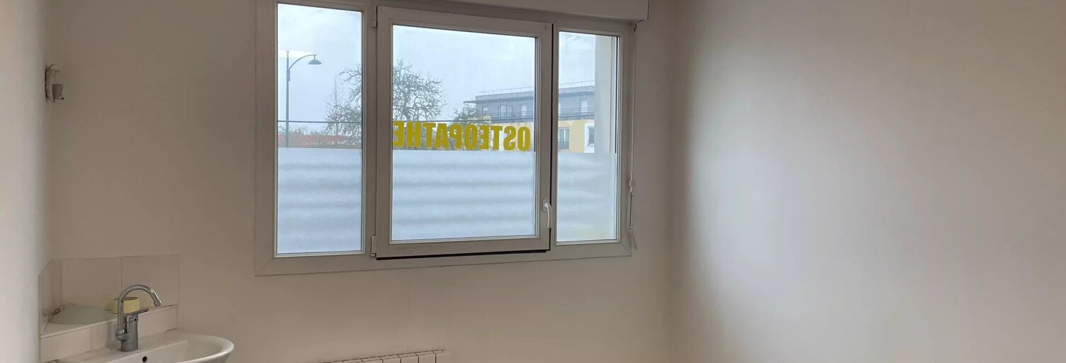 Commerce 1 Pièce 11 m² à louer à Pontault-Combault (77340)
