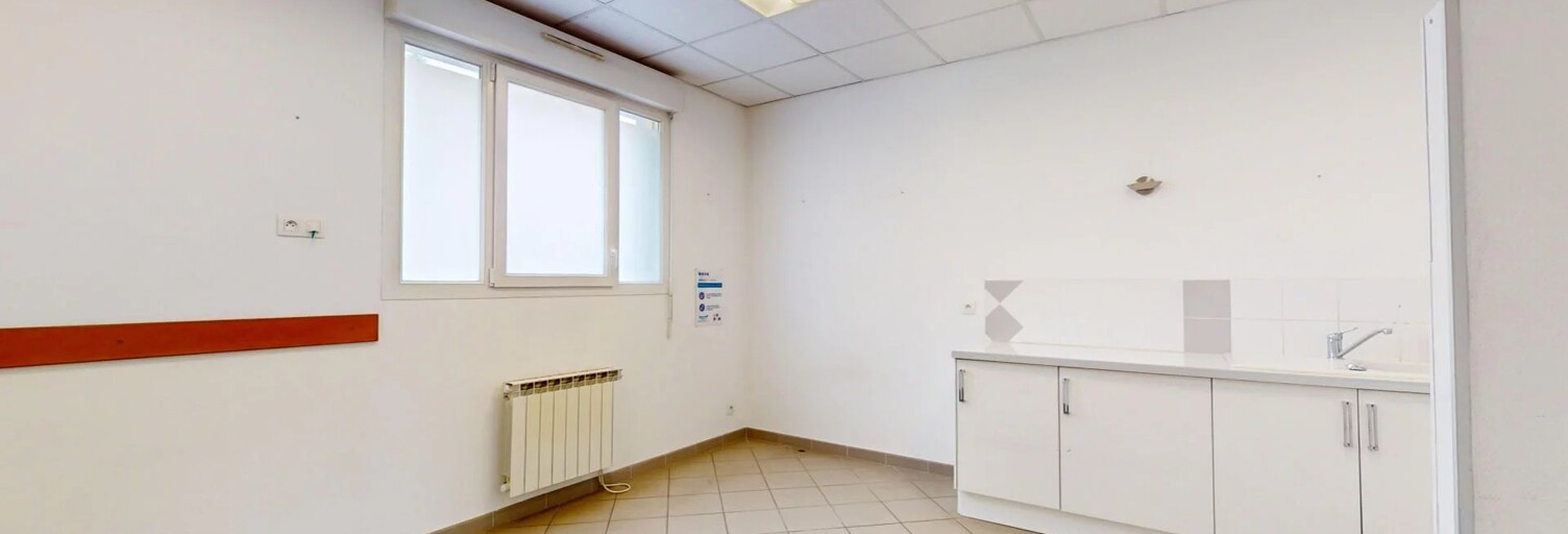Commerce 1 Pièce 23 m² à louer à Pontault-Combault (77340)