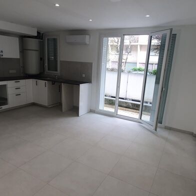 Appartement 3 pièces 690 €