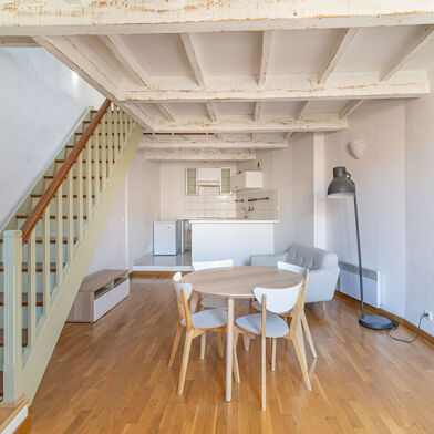 Appartement 3 pièces 390600 €