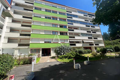 Appartement 5 pièces 1135 €
