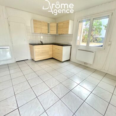 Appartement 1 pièces 390 €