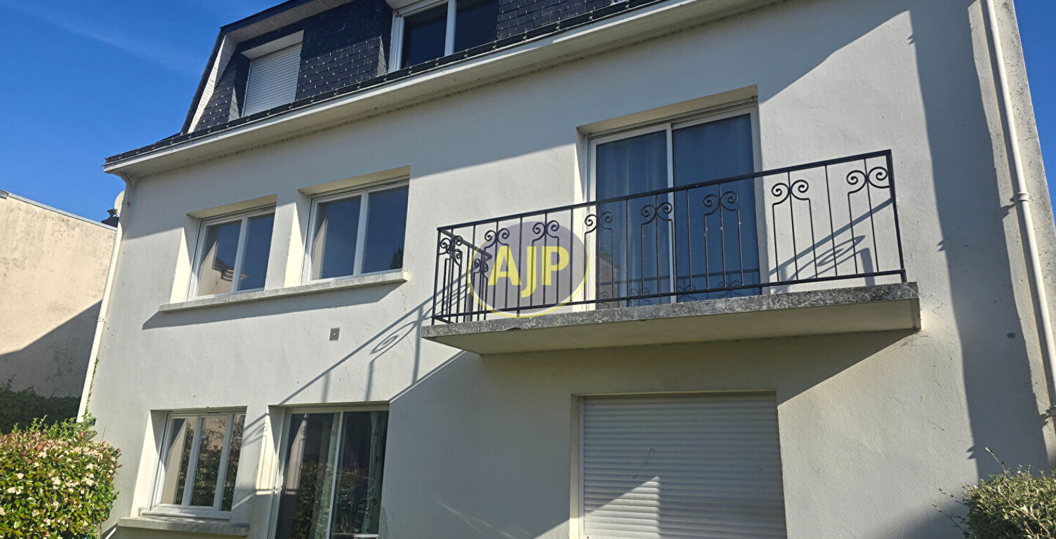 Bourg GUEMENE - Immeuble de rapport 4 logements — photo 1