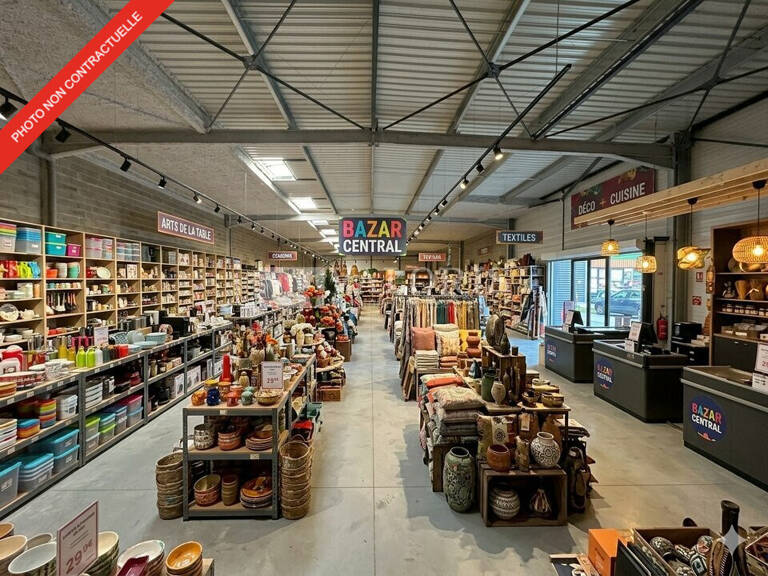 LOCAL COMMERCIAL à LOUER — photo 1