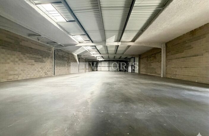 LOCAL COMMERCIAL à LOUER — photo 4