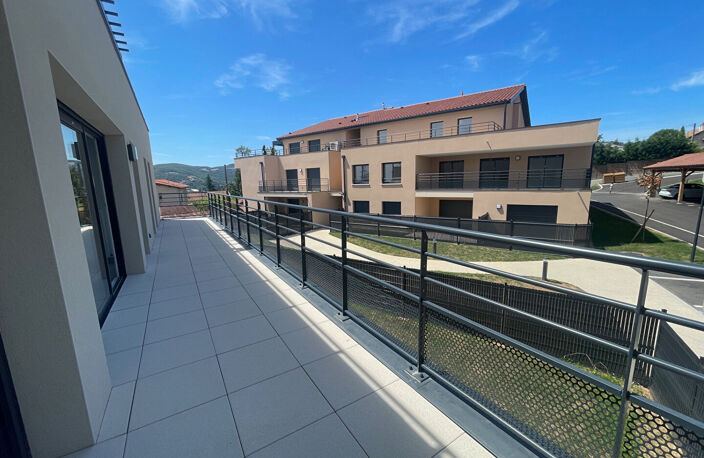 Appartement T4 - Terrasse — photo 2