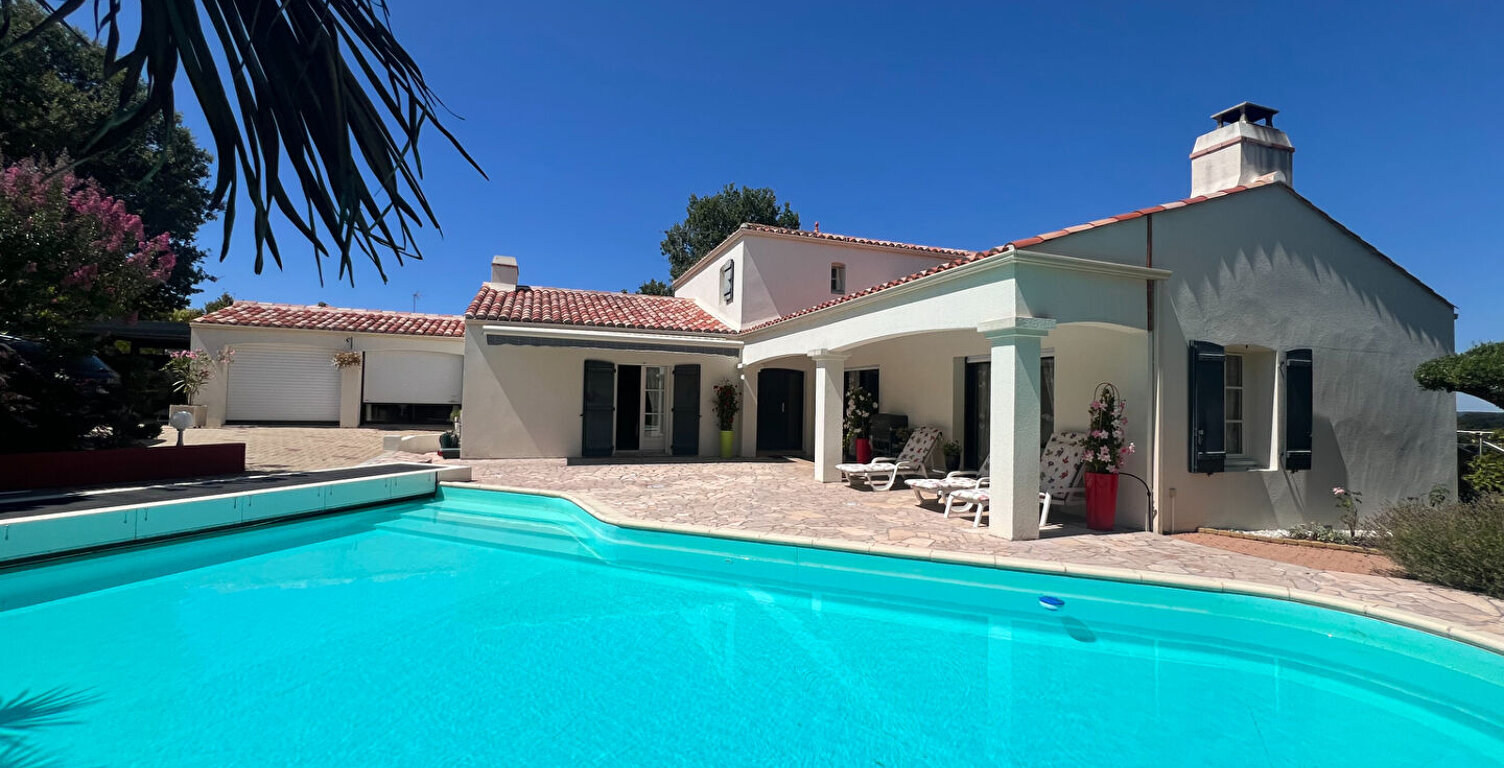 Maison Les Sables D Olonne 190 m2 — photo 1
