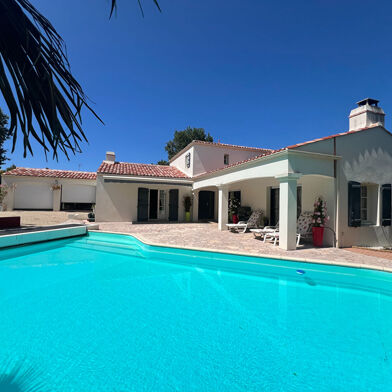 Maison 6 pièces 794000 €