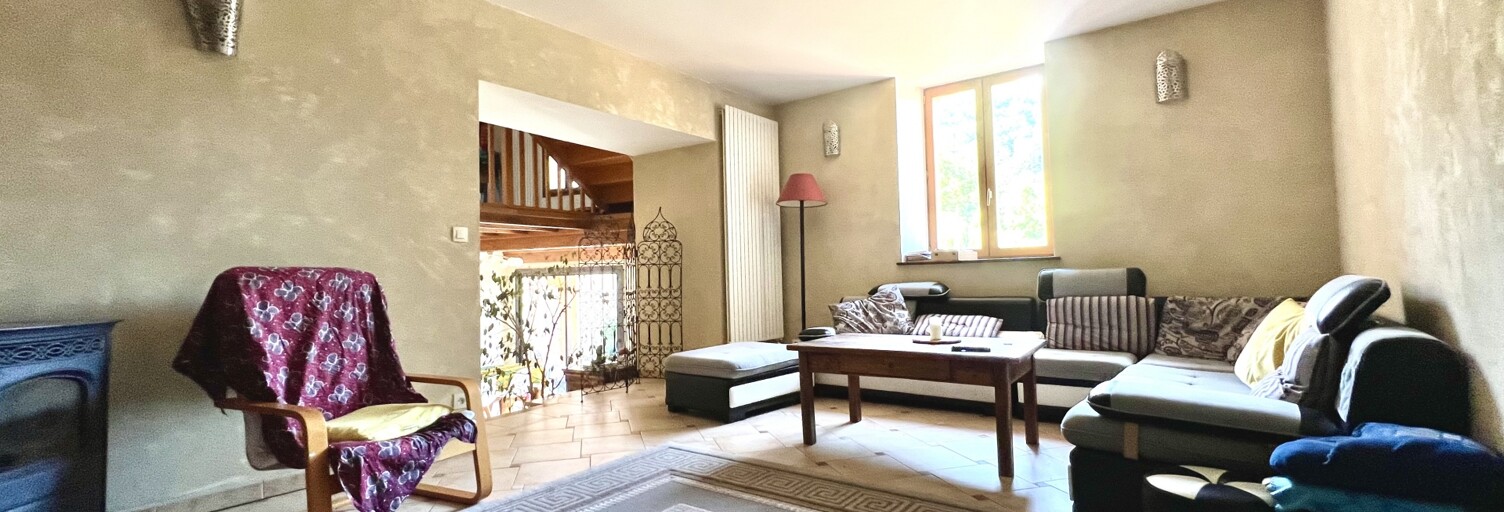 Maison 7 Pièces 168 m² à vendre à Montromant (69610)