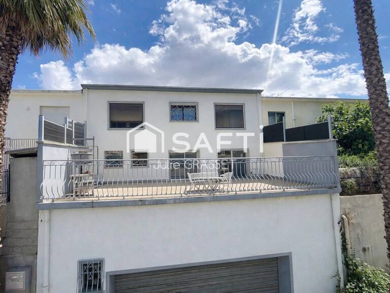 MAISON AVEC EXTERIEURS ET GARAGE D ENVIRON 130 m² — photo 1