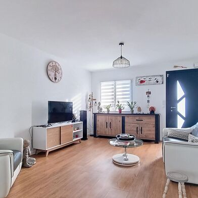 Maison 5 pièces 279900 €