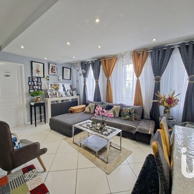 Appartement 4 pièces 160000 €