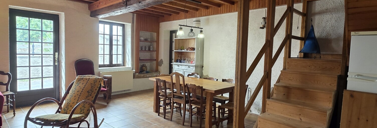 Maison 2 Pièces 55 m² à louer à Montaiguët-en-Forez (03130)