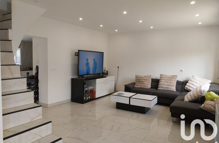Vente Maison/villa 5 pièces — photo 2