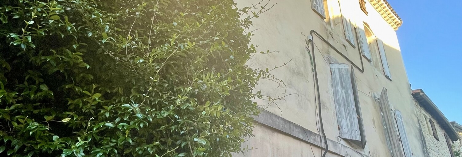 Immeuble  83 m² à vendre à Clarensac (30870)