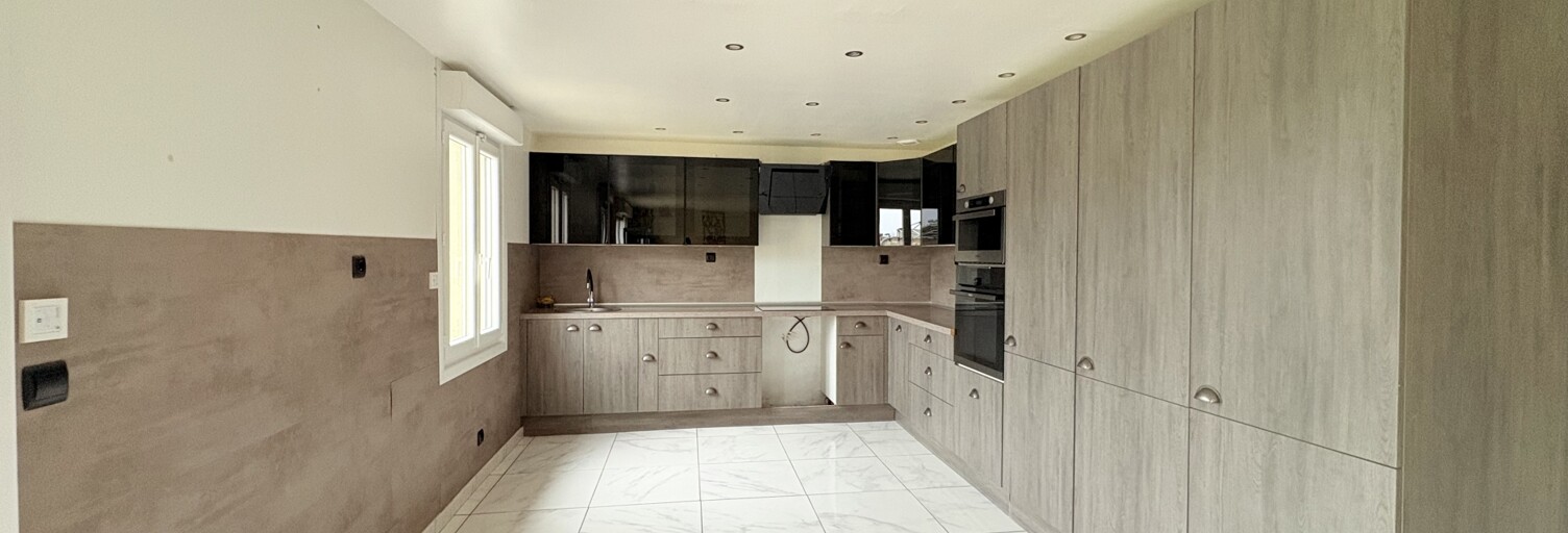 Maison 9 Pièces 206 m² à vendre à Lihons (80320)