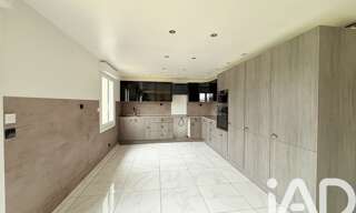 Maison 9 Pièces 206 m² à vendre à Lihons (80320)