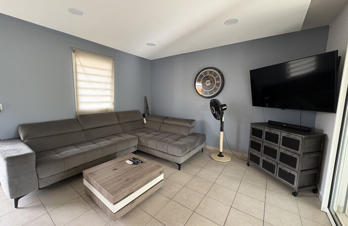 BEL APPARTEMENT T2 RENOVE RESIDENCE AVEC PISCINE PLAISANCE — photo 4