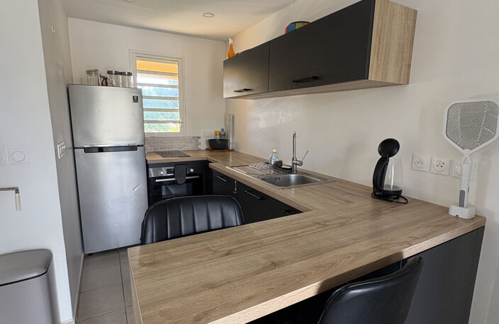 BEL APPARTEMENT T2 RENOVE RESIDENCE AVEC PISCINE PLAISANCE — photo 5