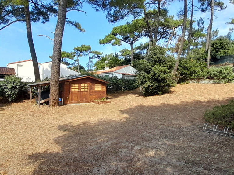 TERRAIN CONSTRUCTIBLE PROCHE CENTRE ET PLAGE — photo 1