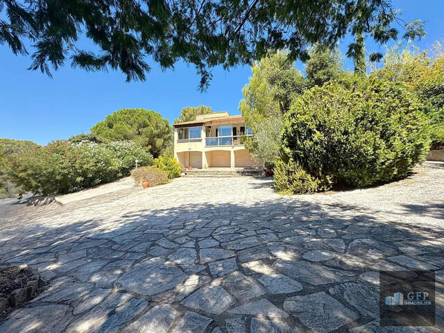 BORMES-LES-MIMOSAS - Maison individuelle de type 4 Pièces sur un terrain d'environ 940 m2 — photo du bien