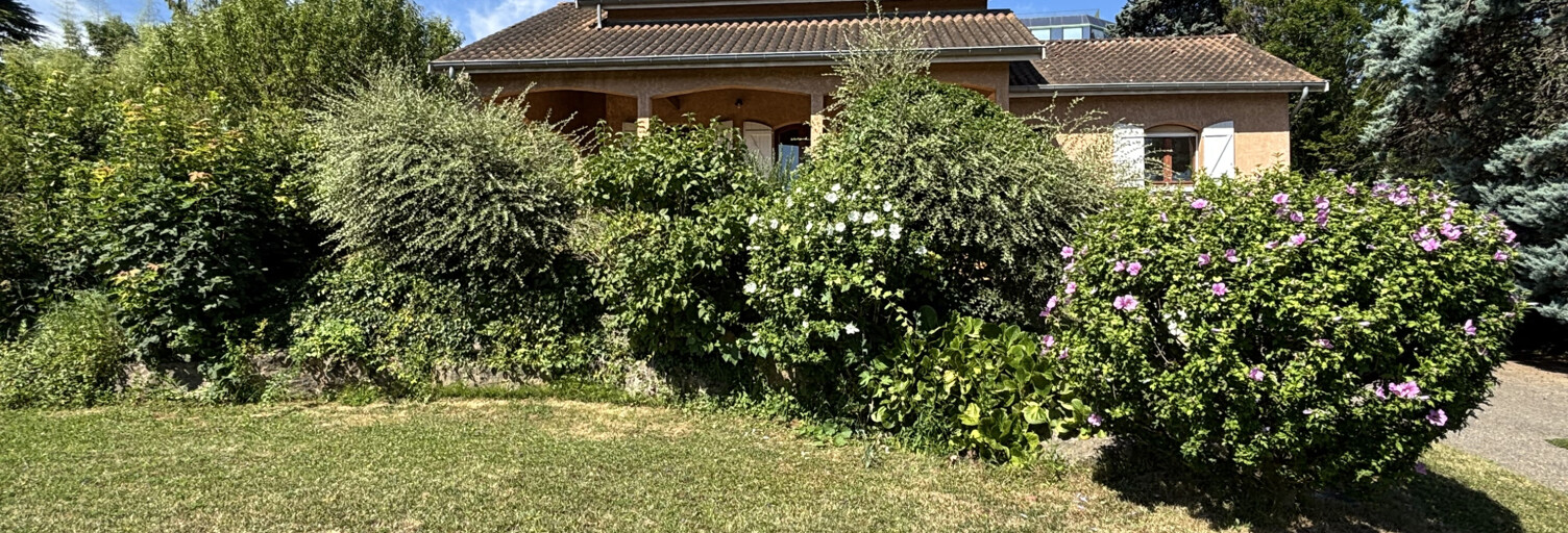 Maison 7 Pièces 138 m² à vendre à Saint-Cyr-au-Mont-d'Or (69450)