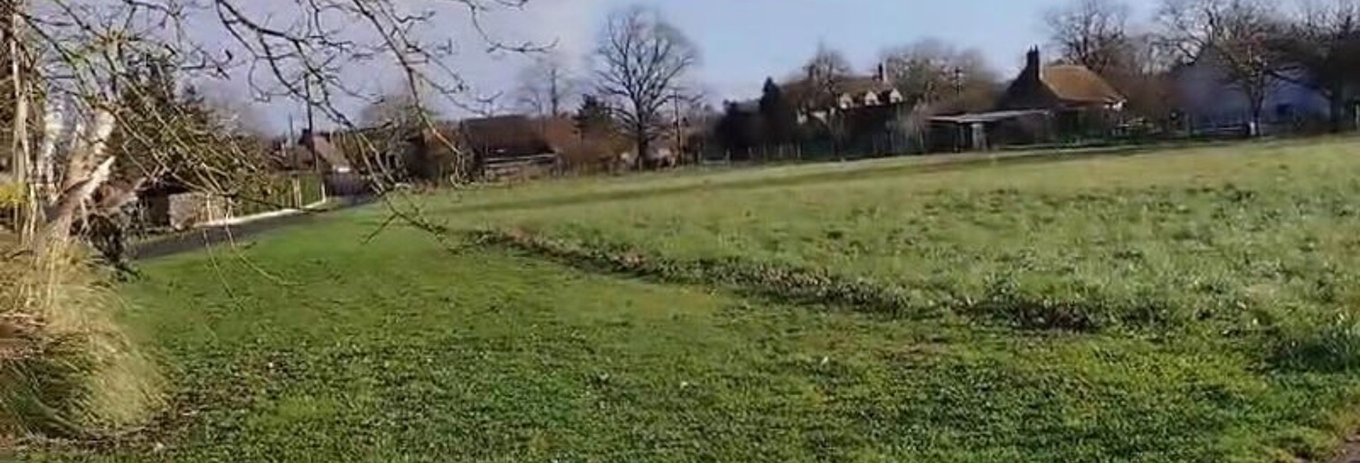 Terrain  3090 m² à vendre à Trogues (37220)