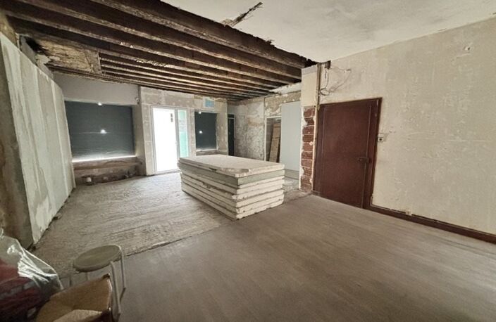Maison de bourg de 7 pièces principales — photo 2