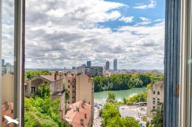 Appartement 3 pièces 262400 €