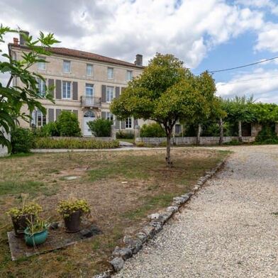 Maison 9 pièces 488250 €