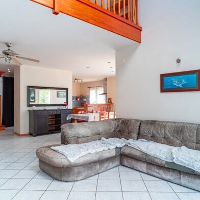 Maison 5 pièces 369600 €