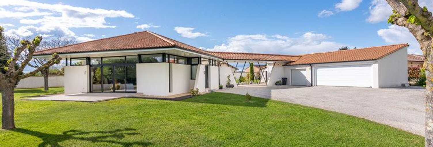 Maison 6 Pièces 184 m² à vendre à Saint-Pierre-d'Eyraud (24130)