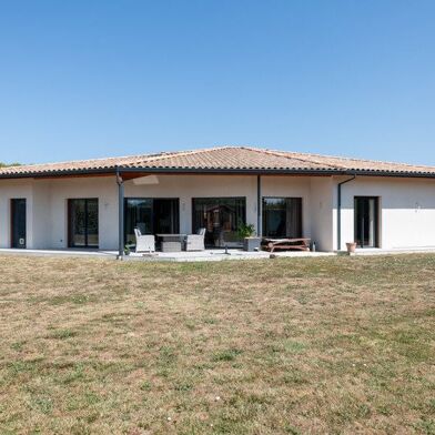 Maison 4 pièces 387000 €