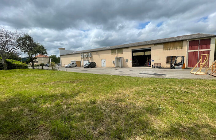 Local commercial Verniolle 800 m2 — photo 3