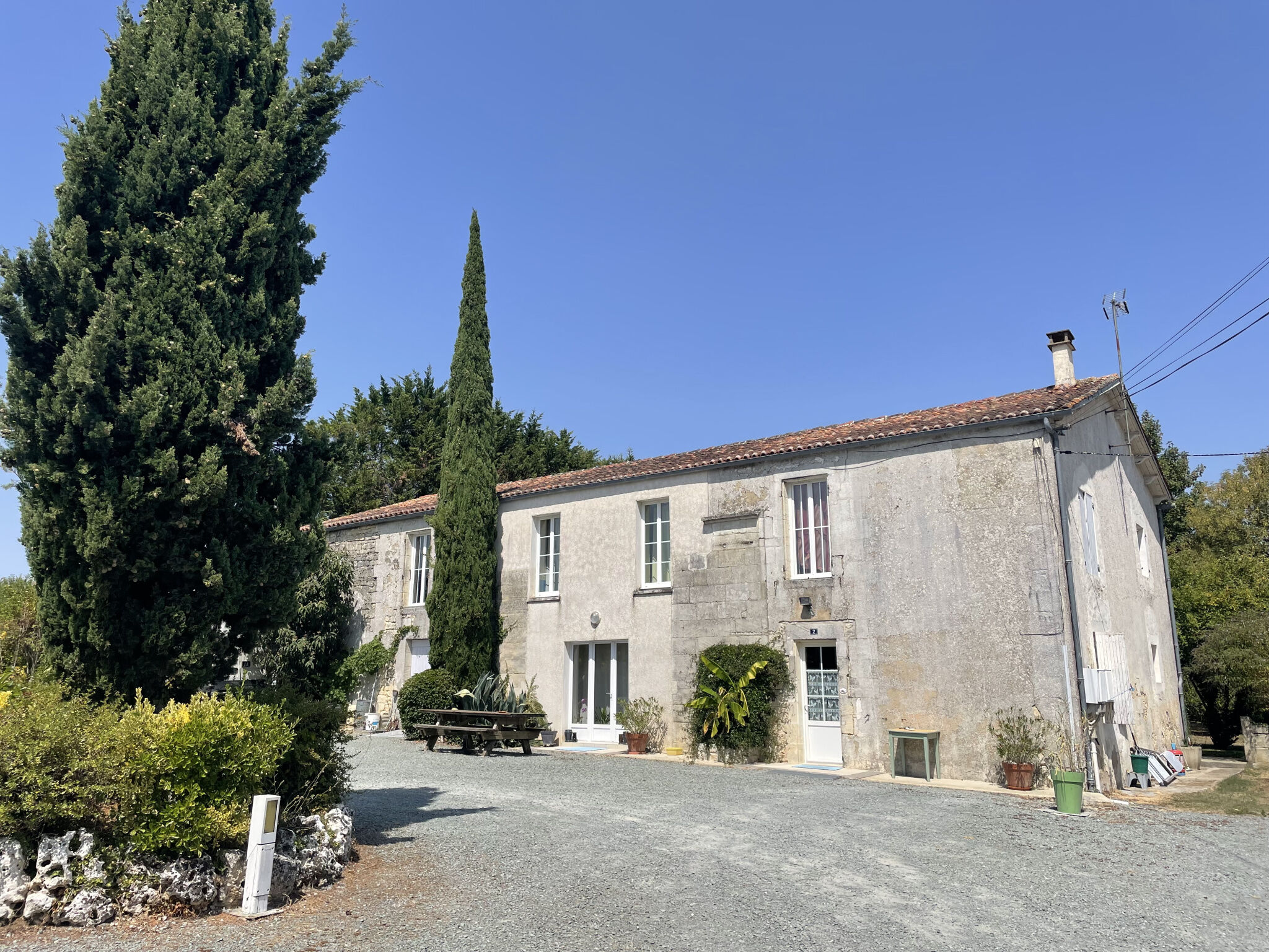 Propri&eacute;t&eacute;  T8 à vendre Saint-Savinien 17350