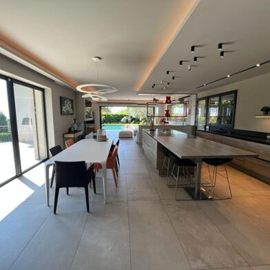 Maison 7 pièces 1675000 €