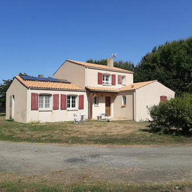 Maison 7 pièces 270000 €