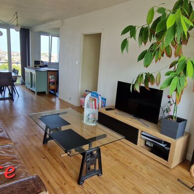 Appartement 3 pièces 180000 €