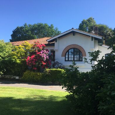 Maison 7 pièces 305000 €