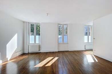 Appartement 4 pièces 219000 €