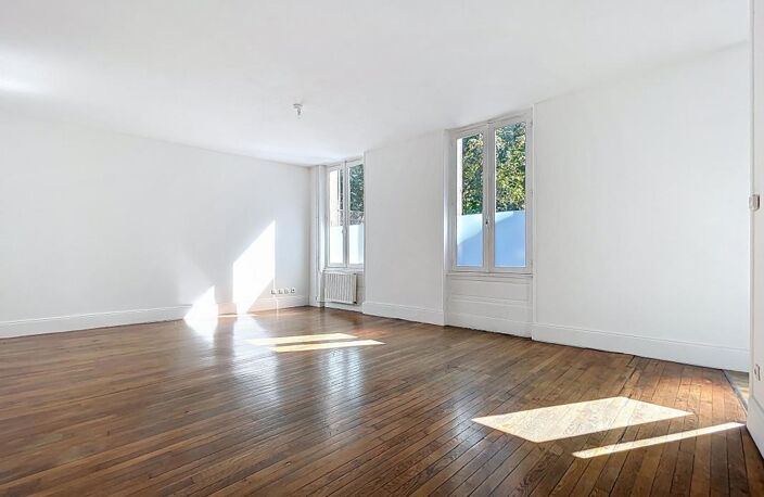 Duplex de charme au Lycée Loubet, à un pas du parc Jouvet — photo 4