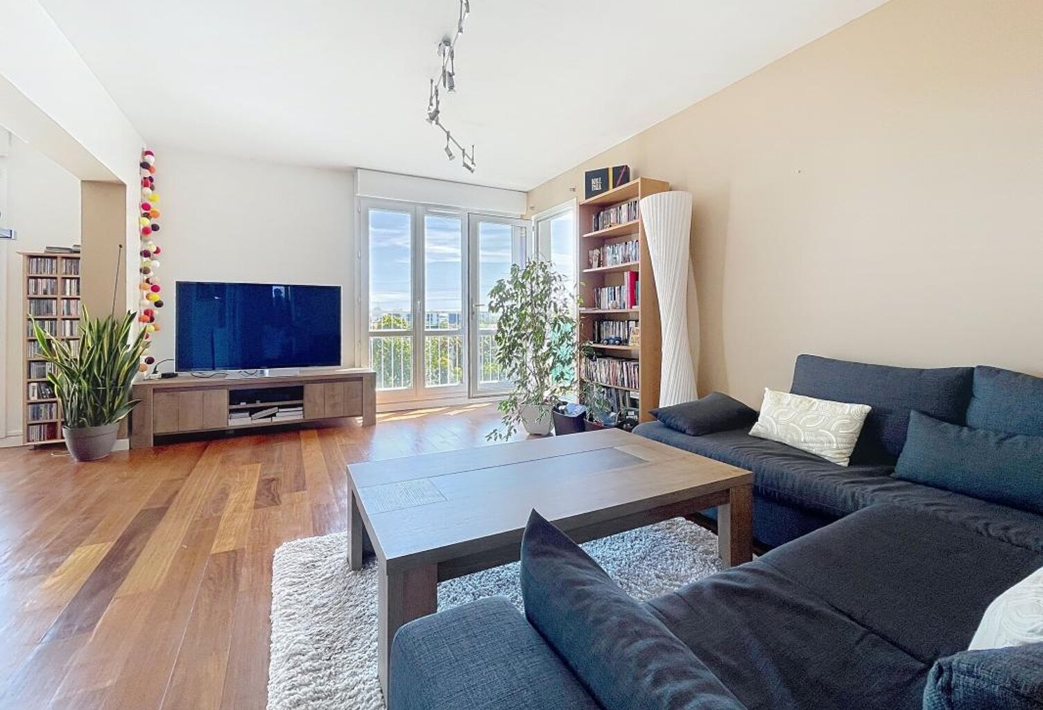 Appartement À Vendre — photo 1