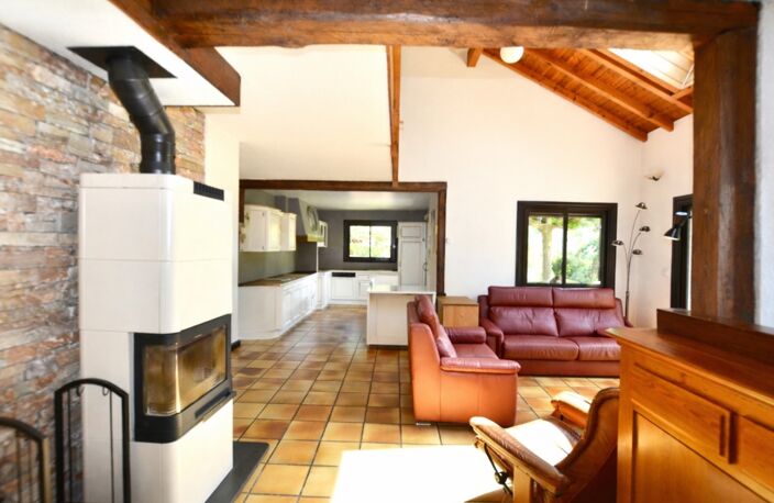 ALBERTVILLE (73) Terrain 8311 m2 - Maison de 189 m2 - Hangars/Garages de 178 m2 — photo 3