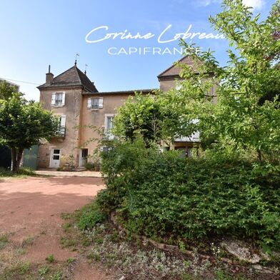 Maison 11 pièces 319000 €