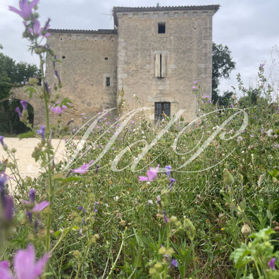 Maison 10 pièces 890000 €