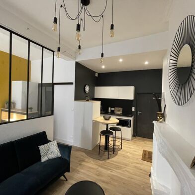 Appartement 2 pièces 810 €