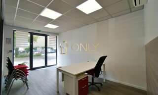 Commerce 3 Pièces 38 m² à vendre à Jassans-Riottier (01480)