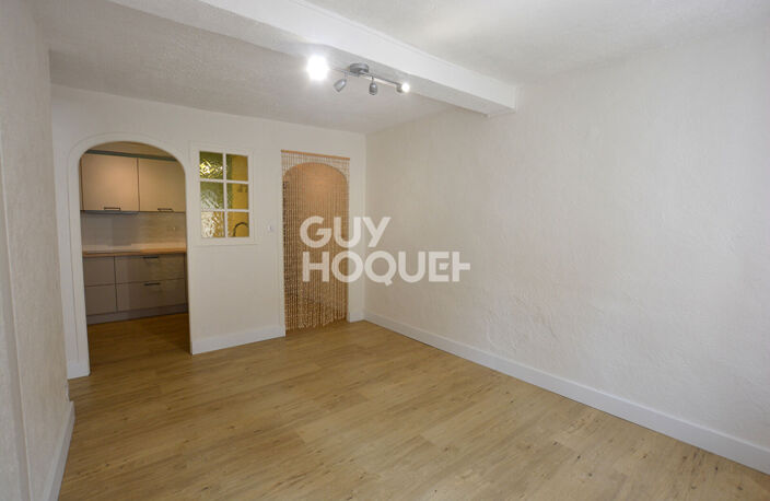 LYON 1 - PROCHE  PLACES SATHONAY FERNAND REY — photo 2
