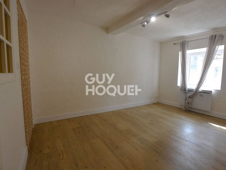 LYON 1 - PROCHE  PLACES SATHONAY FERNAND REY — photo 1