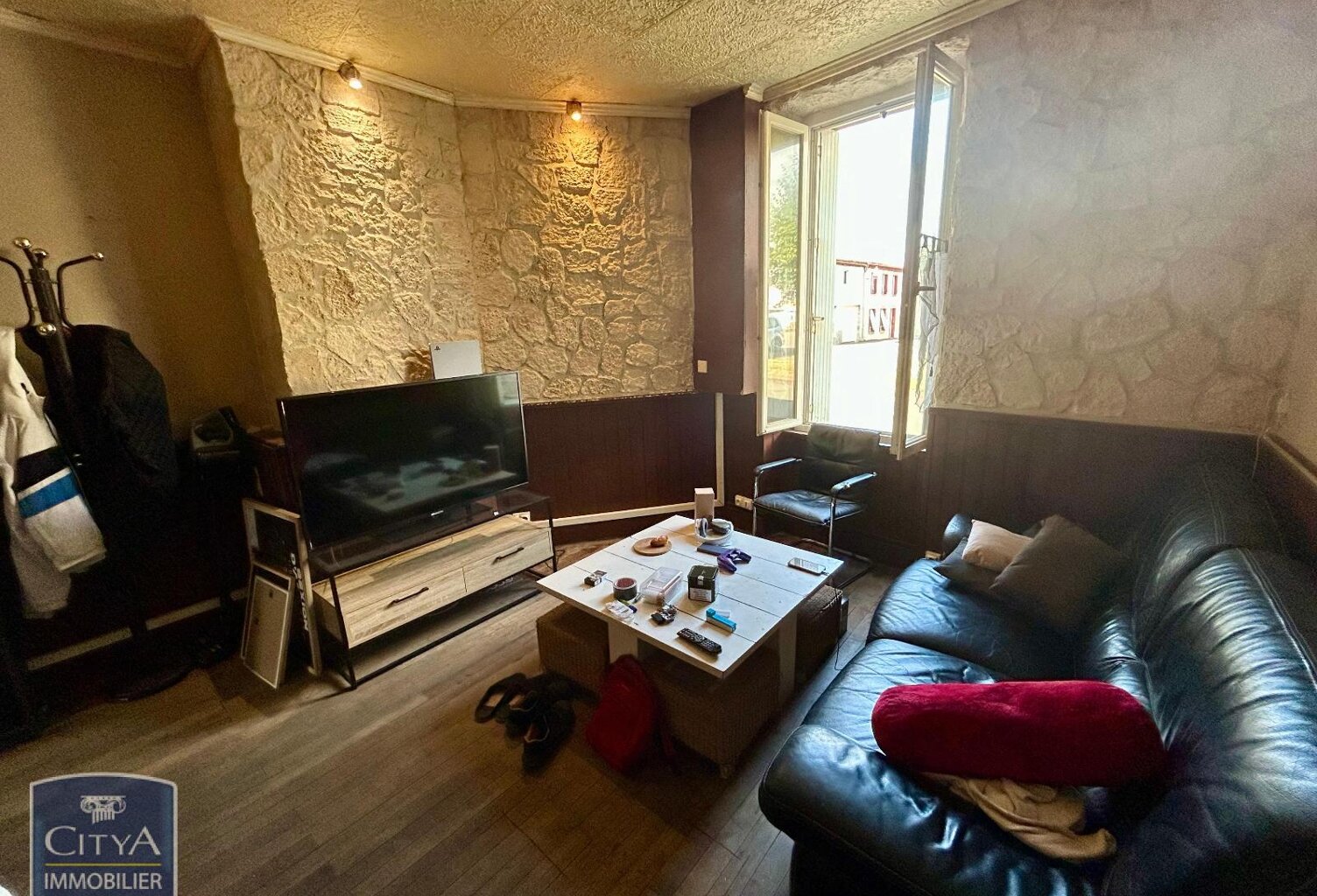 Location maison 3 pièces 79 m² à Les Cerqueux (49360) — photo 1